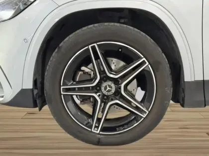 Photo 8 Mercedes GLA 250 e Hybrid EQ AMG Line