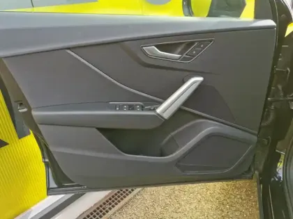 Photo 14 Audi Q2 30 TDI Design 2.0 TDI 116 ch 