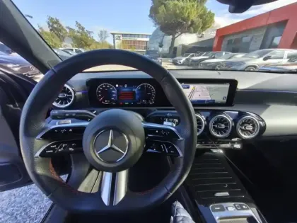 Photo 10 Mercedes Classe A Gén. IV (W177) Ph2 AMG Line 5