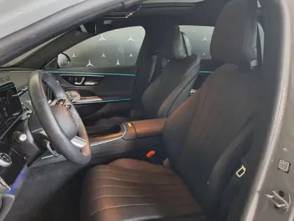 Photo 41 Mercedes CLA sse E 300 e Hybrid EQ AMG L