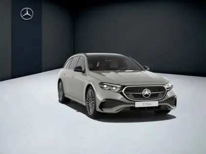 Photo 10 Mercedes CLA sse E 300 e Hybrid EQ AMG L