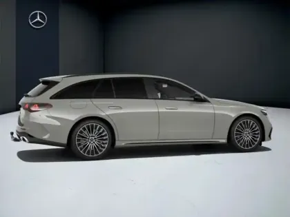 Photo 17 Mercedes CLA sse E 300 e Hybrid EQ AMG L