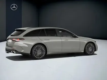 Photo 18 Mercedes CLA sse E 300 e Hybrid EQ AMG L