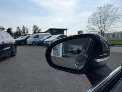 Photo 19 Mercedes CLA  250 e Coupé AMG Line