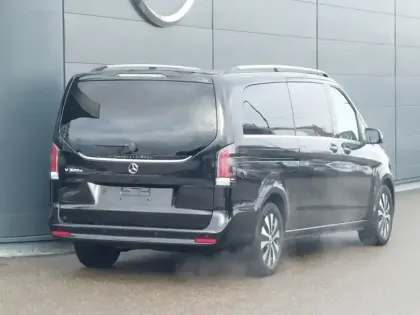 Photo 16 Mercedes CLA sse V 300d Extra-Long Avant