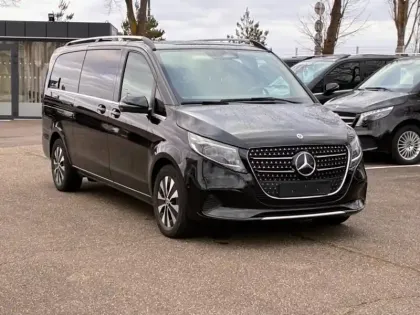 Photo 54 Mercedes CLA 300 d Extra-Long Avantgarde XL