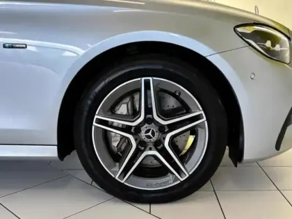Photo 13 Mercedes Classe E 300 de 194+122 AMG Line 9G-Tro