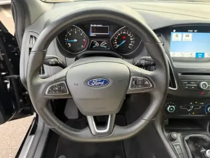 Photo 16 Ford Focus 1.5 TDCi 120 ST-Line