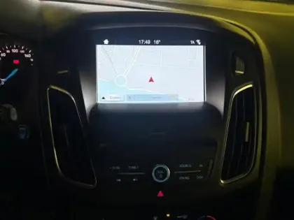 Photo 12 Ford Focus 1.5 TDCi 120 ST-Line