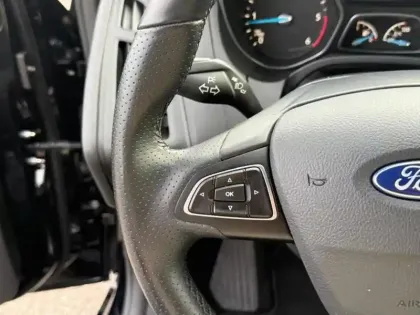 Photo 15 Ford Focus 1.5 TDCi 120 ST-Line