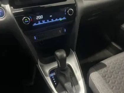 Photo 12 Toyota Yaris Hybride 1.5 HYBRID 116H DESIGN AUTO 2WD