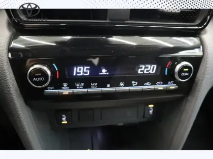 Photo 24 Toyota Yaris Gén. I Ph1 NG Collection 5