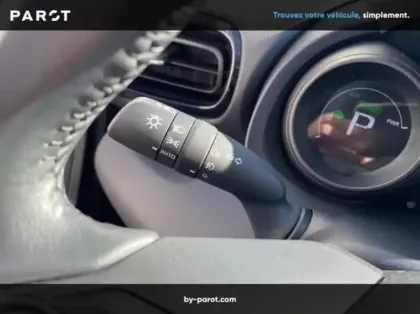 Photo 16 Toyota Yaris 116h Dynamic MY22