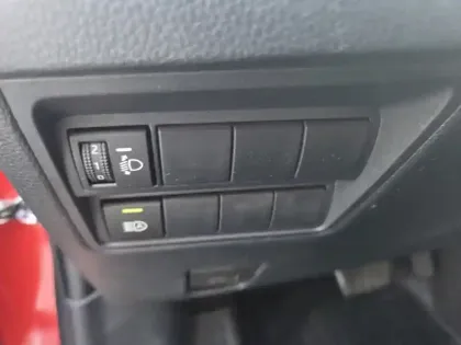 Photo 19 Toyota Yaris Hybride 1.5 HYBRID 116H DESIGN