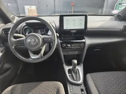 Photo 10 Toyota Yaris Hybride 1.5 HYBRID 116H DESIGN