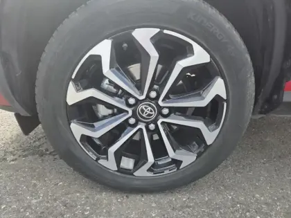 Photo 8 Toyota Yaris Hybride 1.5 HYBRID 116H DESIGN