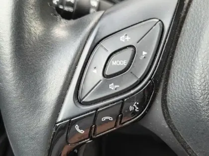 Photo 23 Toyota C-HR 122h Design