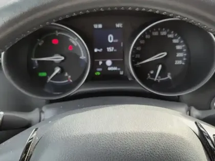 Photo 25 Toyota C-HR 122h Design