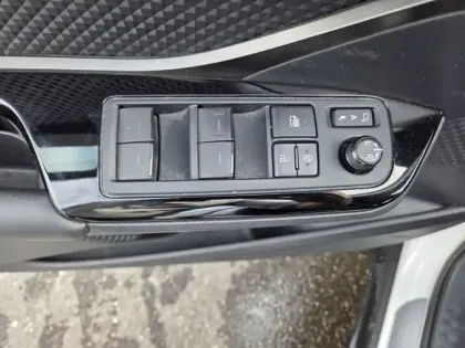 Photo 13 Toyota C-HR 122h Design