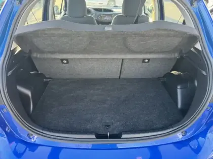 Photo 8 Toyota Yaris Hybride 1.5 100h Dynamic