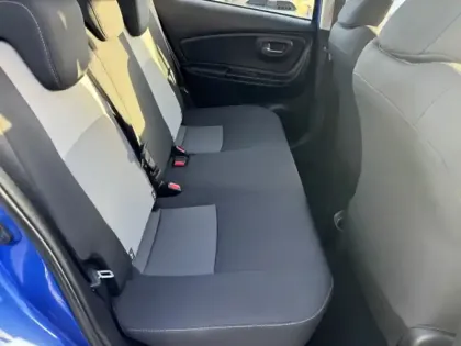 Photo 20 Toyota Yaris Hybride 1.5 100h Dynamic