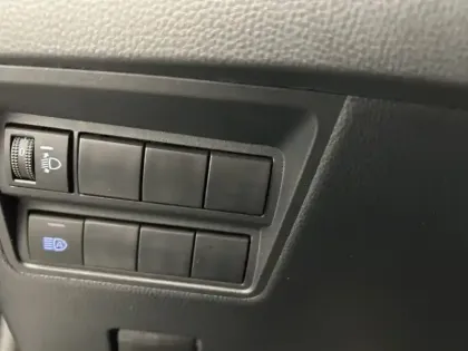 Photo 13 Toyota Yaris Hybride 116h Design