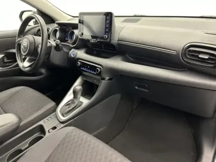 Photo 21 Toyota Yaris Hybride 116h Design