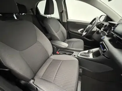 Photo 20 Toyota Yaris Hybride 116h Design