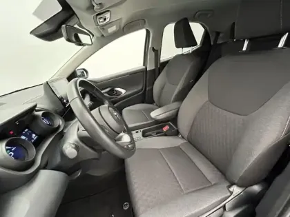 Photo 16 Toyota Yaris Hybride 116h Design