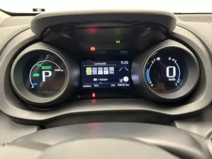 Photo 23 Toyota Yaris Hybride 116h Design