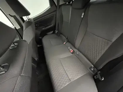 Photo 18 Toyota Yaris Hybride 116h Design