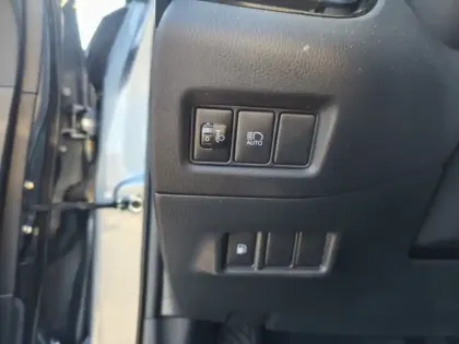 Photo 16 Toyota C-HR 2.0 Hybride 184 Design Ultimate ch