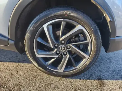 Photo 19 Toyota C-HR 2.0 Hybride 184 Design Ultimate ch