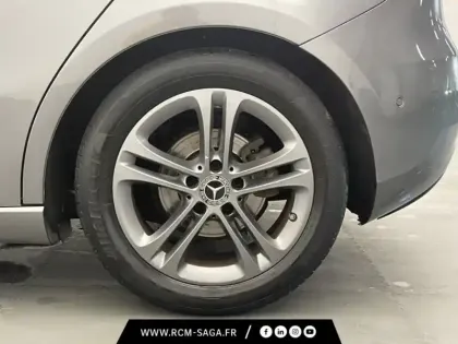 Photo 8 Mercedes Classe A 200 d Business Line