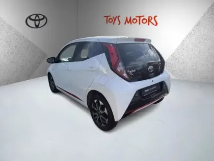 Photo 6 Toyota Aygo 1.0 VVT-i x-play x-app x-shift