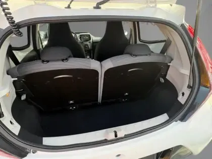 Photo 11 Toyota Aygo 1.0 VVT-i x-play x-app x-shift