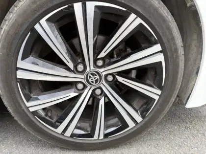 Photo 18 Toyota Corolla Hybride 122h Design 1.8 122 ch