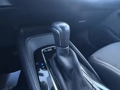 Photo 19 Toyota Corolla Hybride 122h Design 1.8 122 ch