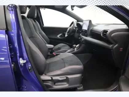 Photo 23 Toyota Yaris Hybride 130h GR SPORT Pano Techno