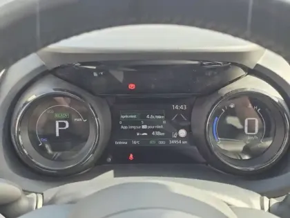 Photo 23 Toyota Yaris Hybride 116h Iconic