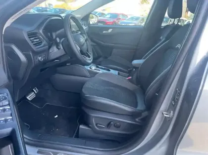 Photo 8 Ford Kuga 2.5 Duratec 180ch Hybrid FlexiFuel Active X Powershift