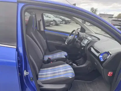 Photo 23 Peugeot 108 VTi 72 Top! Collection S&S 4cv 5p