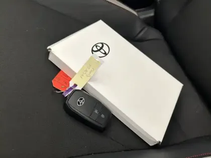 Photo 12 Toyota Corolla Hybride 196h GR Sport Techno TO