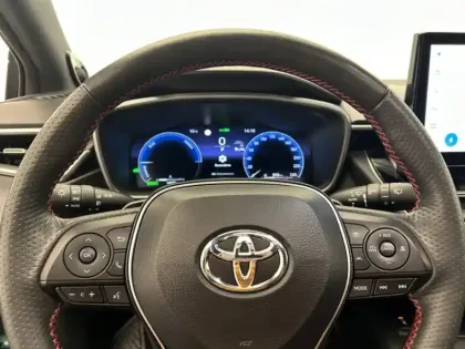 Photo 13 Toyota Corolla Hybride 196h GR Sport Techno TO