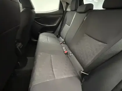 Photo 17 Toyota Yaris Hybride 116h Dynamic