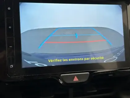 Photo 22 Toyota Yaris Hybride 1.5 HYBRID 116H DYNAMIC