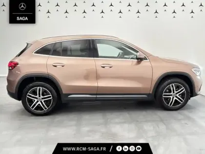 Photo 25 Mercedes GLA 200 d 150ch Progressive Line 8G-DCT