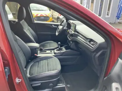 Photo 25 Ford Kuga 2.0 EcoBlue 150ch mHEV ST-Line X