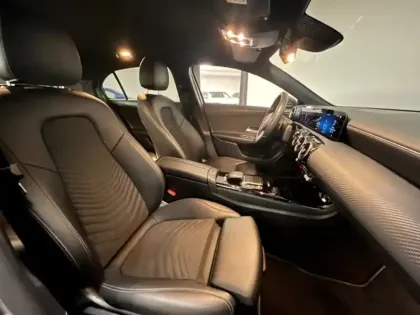 Photo 16 Mercedes Classe A 180 d Business Line