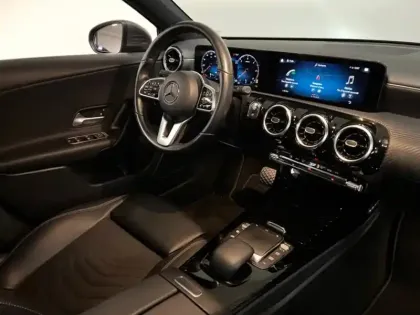 Photo 11 Mercedes Classe A 180 d Business Line